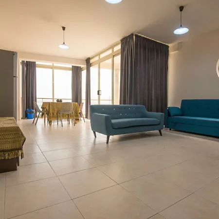 Seafront Mellieha By The Beach Is-Sellum