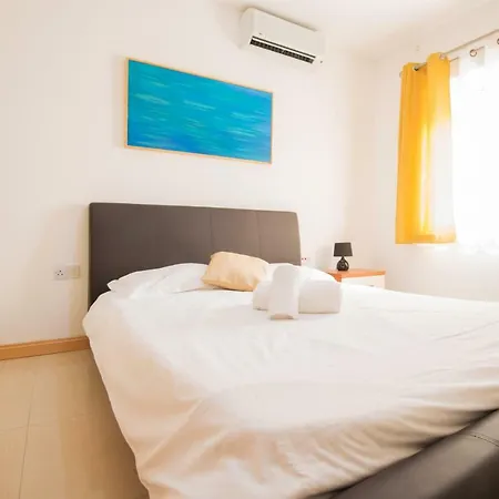 Seafront Mellieha By The Beach Appartamento Is-Sellum